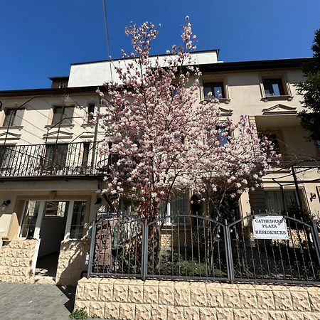 Hotel Boutique Cathedral Plaza Residences Room For Rent Downtown ブカレスト エクステリア 写真