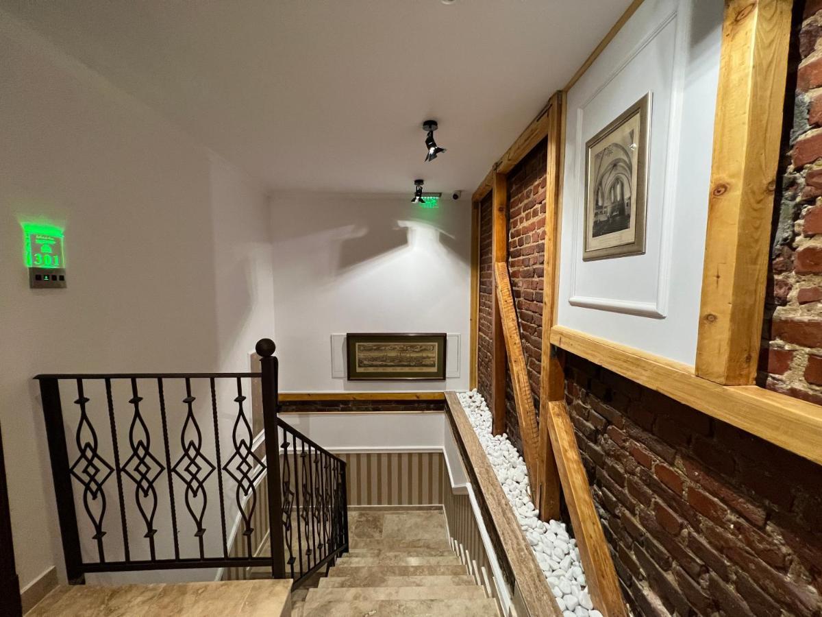 Hotel Boutique Cathedral Plaza Residences Room For Rent Downtown ブカレスト エクステリア 写真