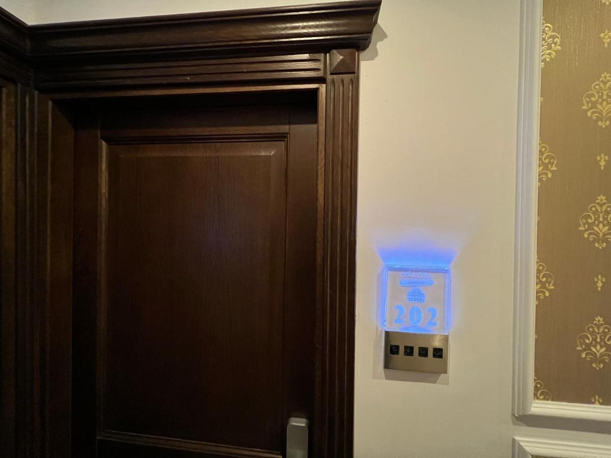 Hotel Boutique Cathedral Plaza Residences Room For Rent Downtown ブカレスト エクステリア 写真